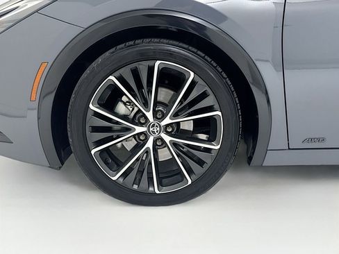 Used 2023 Toyota Prius XLE image 30