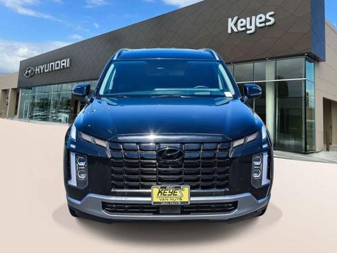 Used 2024 Hyundai Palisade Limited FWD image 2