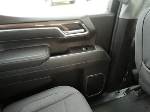 Used 2026 Chevrolet Silverado 1500 LT RWD image 25