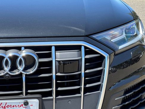 Used 2023 Audi Q7 3.0T Premium Plus AWD/4WD image 53