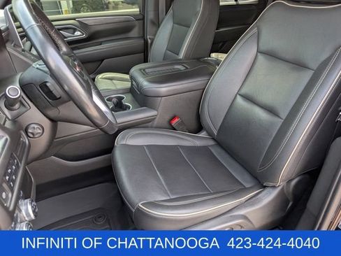 Used 2022 GMC Yukon SLT w/ SLT Premium Package AWD/4WD image 5