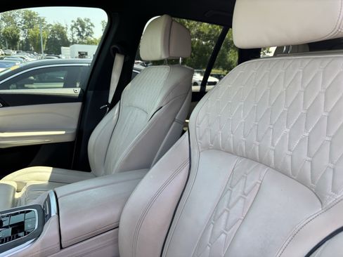 Used 2020 BMW X5 xDrive40i w/ Premium Package AWD/4WD image 17