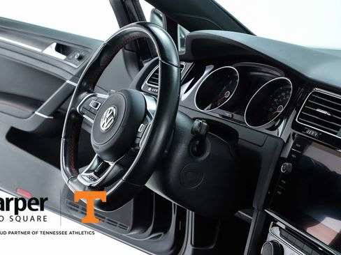 Used 2020 Volkswagen GTI SE FWD image 34