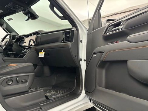 New 2026 GMC Sierra 1500 AT4 w/ Technology Package AWD/4WD image 36