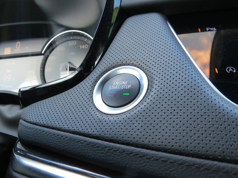 Certified 2023 Cadillac XT5 Premium Luxury w/ LPO, Floor Liner Package image 29