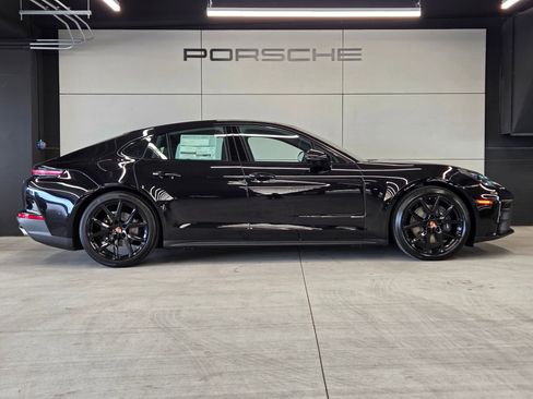 New 2026 Porsche Panamera image 25