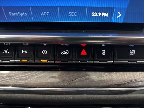 Used 2023 Chevrolet Silverado 1500 LTZ image 20