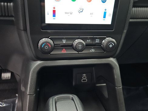 New 2025 Ford Ranger XL w/ Trailer Tow Package image 13