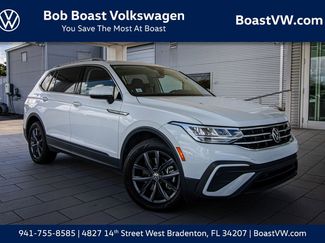 Used 2022 Volkswagen Tiguan SE w/ Panoramic Sunroof Package video 1