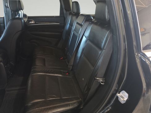 Used 2015 Jeep Grand Cherokee Overland AWD/4WD image 25
