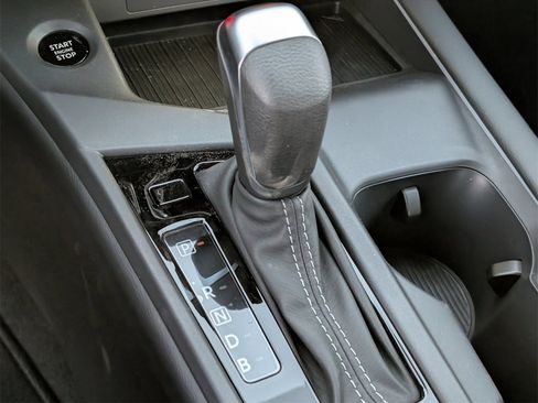 New 2026 Nissan Sentra SV w/ SV Convenience Package image 18