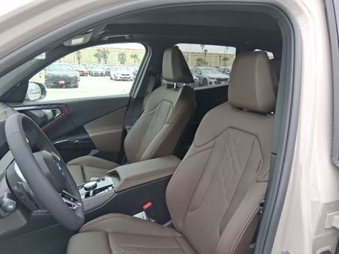 New 2026 BMW X3 xDrive30 w/ M Sport Package AWD/4WD image 15