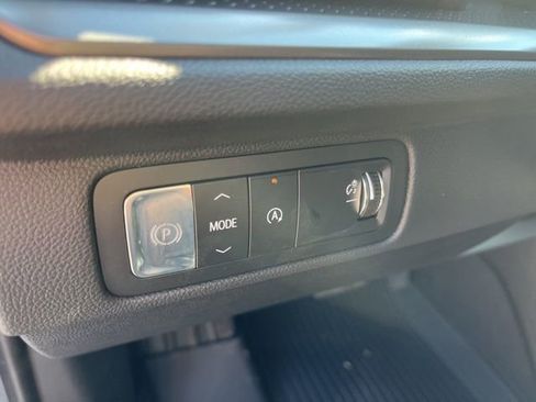 New 2026 Chevrolet Traverse LT w/ Enhanced Driving Package image 18