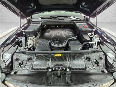 Used 2025 Mercedes-Benz GLS 450 4MATIC image 27