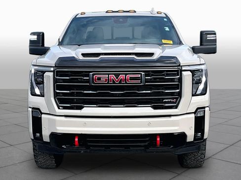 Used 2026 GMC Sierra 2500 AT4 w/ AT4 Premium Plus Package AWD/4WD image 4
