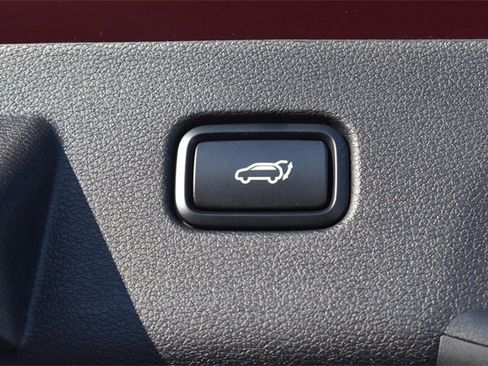 Used 2024 Kia Sportage X-Line w/ X-Line Premium Package image 18