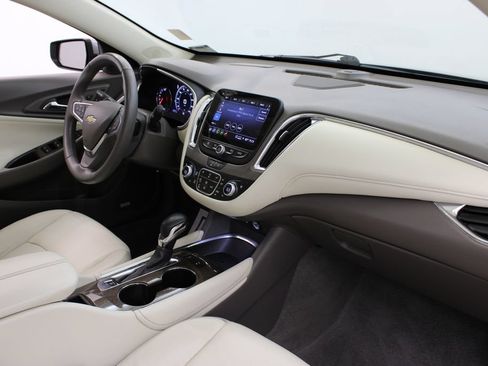 Used 2024 Chevrolet Malibu LT FWD image 26