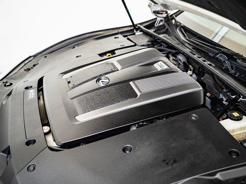 Used 2019 Lexus LS 500 AWD image 38