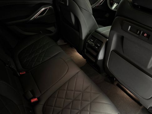 Used 2023 BMW X6 xDrive40i w/ M Sport Package image 30