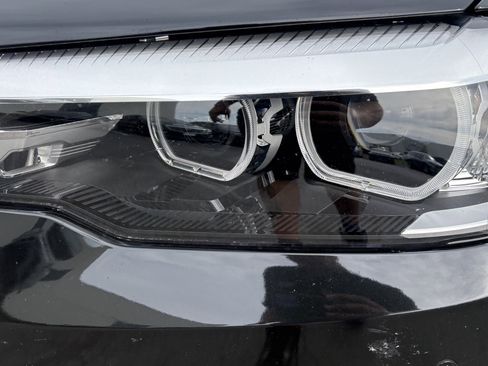 Used 2019 BMW 530i xDrive w/ M Sport Package AWD/4WD image 6