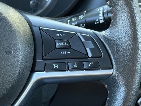 Used 2021 Nissan Versa SR image 15