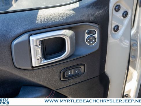 Certified 2020 Jeep Gladiator Rubicon w/ Safety Group image 16