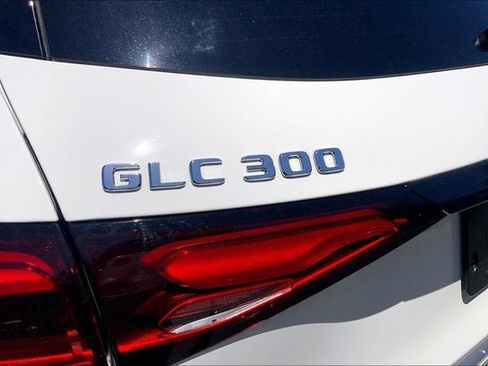 Certified 2023 Mercedes-Benz GLC 300 4MATIC image 8