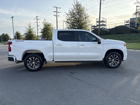 Used 2024 Chevrolet Silverado 1500 RST AWD/4WD image 10