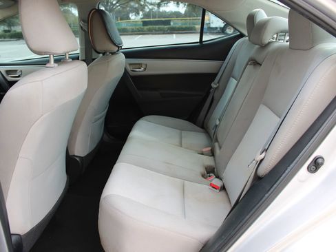 Used 2016 Toyota Corolla LE image 6