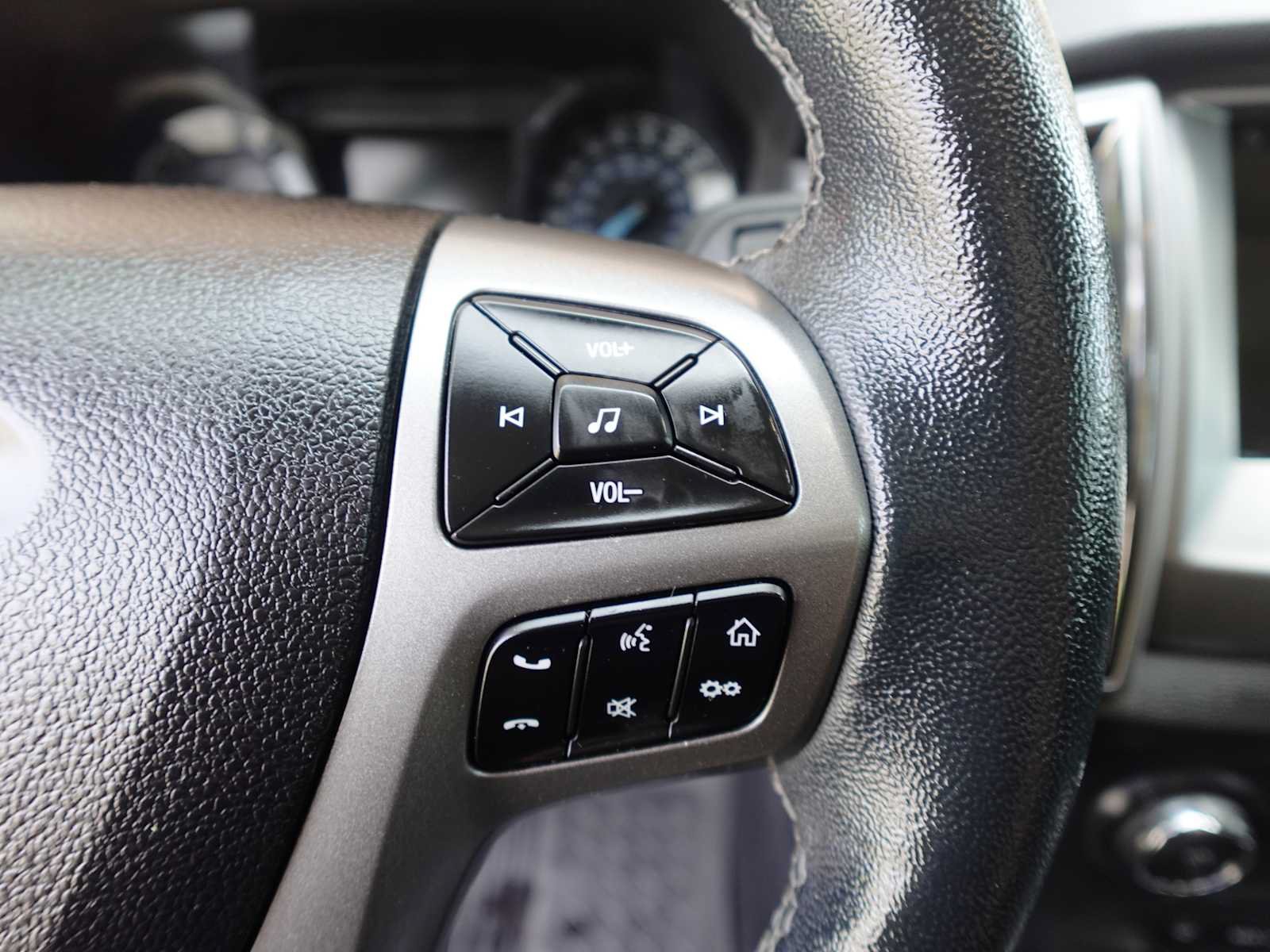 Used 2020 Ford Ranger XLT w/ Equipment Group 302A Luxury AWD/4WD image 18