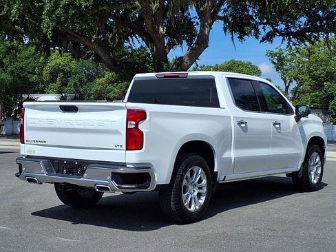 Used 2025 Chevrolet Silverado 1500 LTZ AWD/4WD image 4
