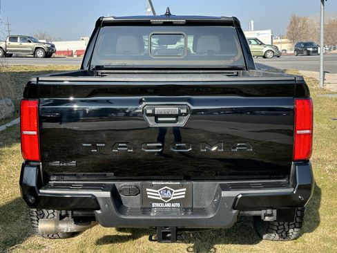 Used 2024 Toyota Tacoma SR5 image 8