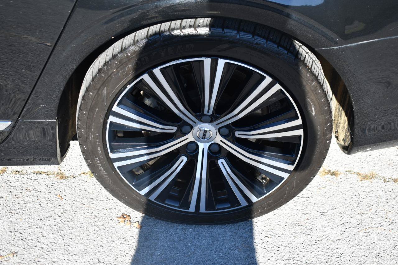 Used 2023 Volvo S90 B6 Plus AWD/4WD image 45