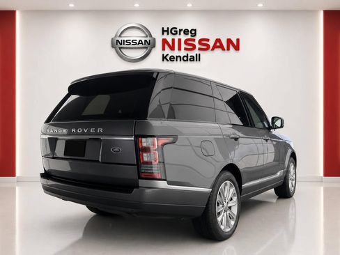 Used 2017 Land Rover Range Rover HSE AWD/4WD image 4