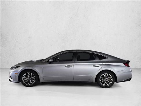 Used 2022 Hyundai Sonata SEL w/ Convenience Package FWD image 5