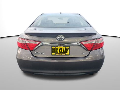 Used 2017 Toyota Camry XSE image 5
