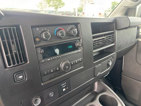 Used 2024 GMC Savana 2500 w/ Driver Convenience Package RWD image 12