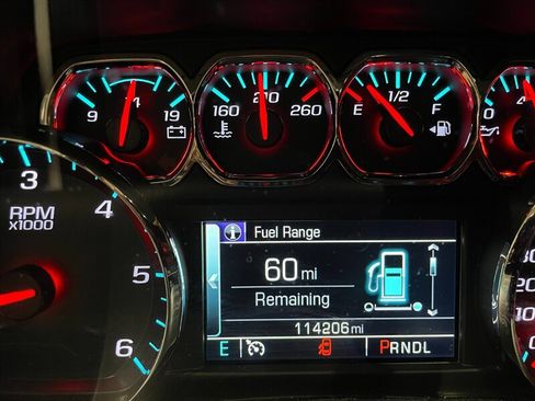 Used 2019 Chevrolet Silverado 1500 LT image 12