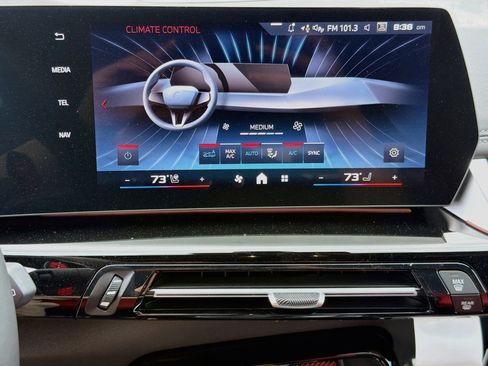 New 2026 BMW X1 M35i w/ Technology Package AWD/4WD image 35