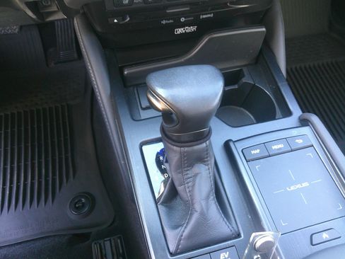 Used 2022 Lexus ES 300h w/ Premium Package image 27