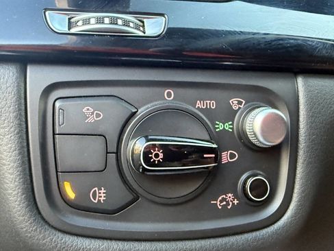 Used 2015 Audi A8 L 3.0T w/ Premium Package image 29