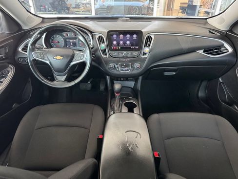 Used 2023 Chevrolet Malibu RS FWD image 20