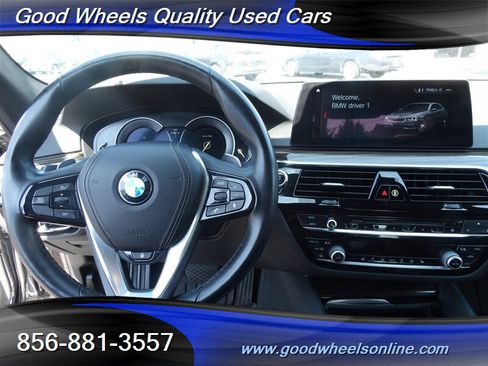 Used 2018 BMW 530i xDrive image 18