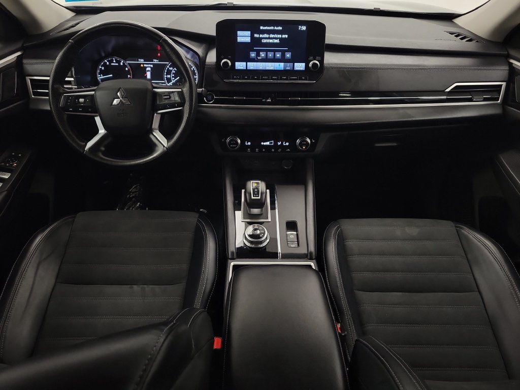 Used 2024 Mitsubishi Outlander SE FWD image 14