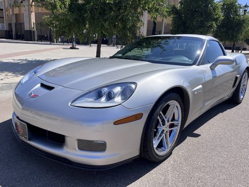 Used 2006 Chevrolet Corvette Z06 w/ Preferred Equipment Group RWD image 5