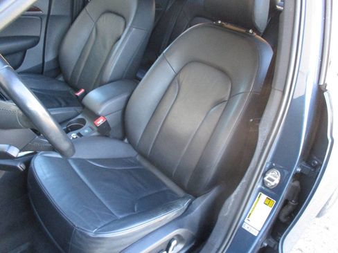 Used 2018 Audi Q3 2.0T Premium Plus w/ Premium Plus Package image 26