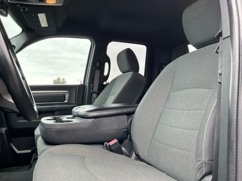 Used 2021 RAM 1500 Warlock w/ Luxury Group RWD image 16