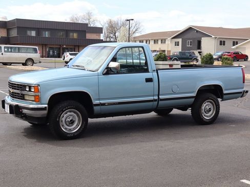 Used 1989 Chevrolet Silverado 2500 4x4 Regular Cab image 10