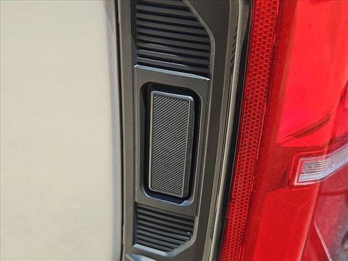 Certified 2025 Toyota Tacoma TRD Off-Road w/ TRD Off Road Premium Package AWD/4WD image 7