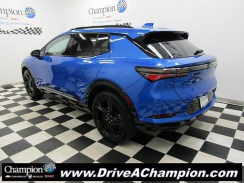 Certified 2025 Chevrolet Equinox EV RS image 13